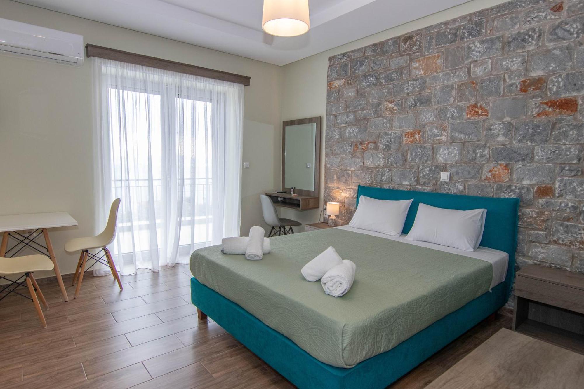 Verga'S Apartments Kalamata Bagian luar foto