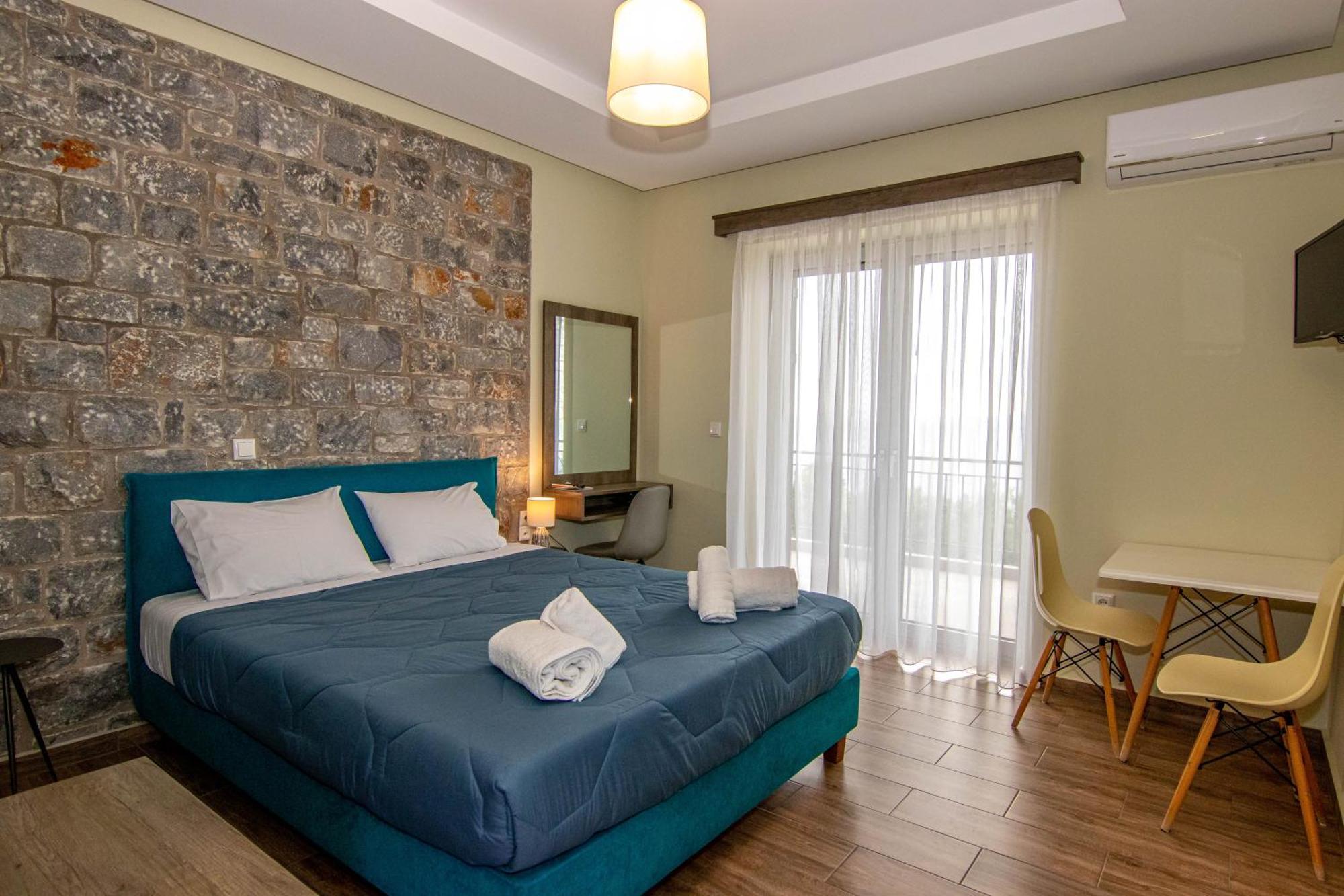 Verga'S Apartments Kalamata Bagian luar foto